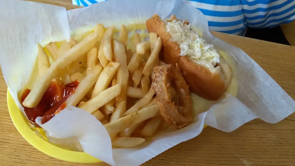 Slaw Chili Dog with French Fries